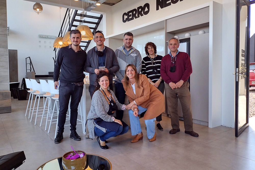 Recibimos a los vendedores de obras